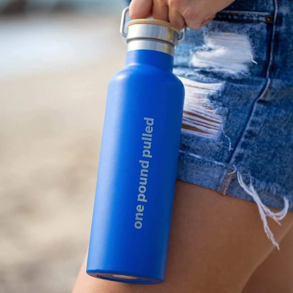 <span style="text-decoration: underline;"><strong>4Ocean Reusable Water Bottle:</strong></span> One pound of trash recovered from the world’s oceans, rivers