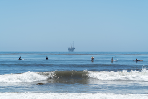 HOW SURFERS CAN HELP PROTECT BEACHES FROM OIL SPILLS