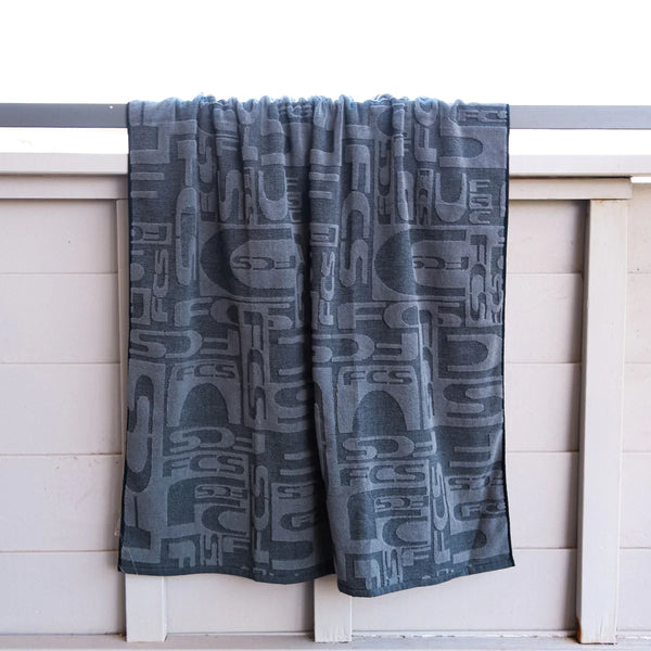 Our super-absorbent Mona towel will become your post-surf go-to