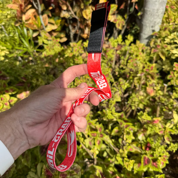 Tail Grab Surfboard starp